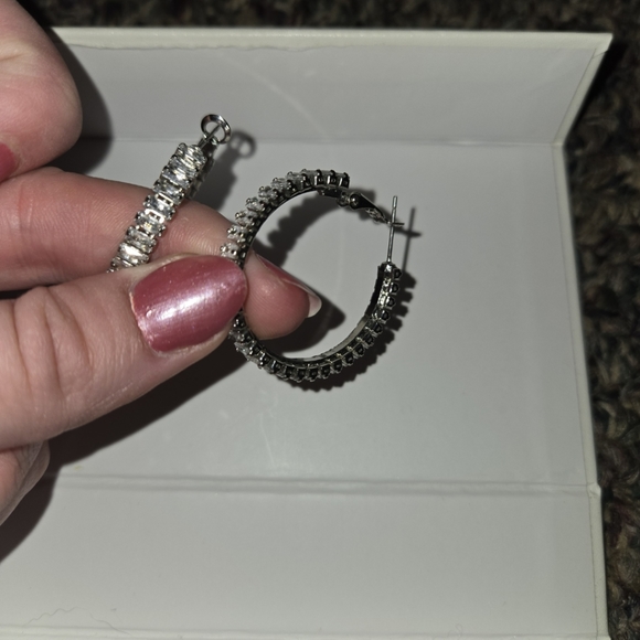 Earring Bundle - Picture 4 of 12